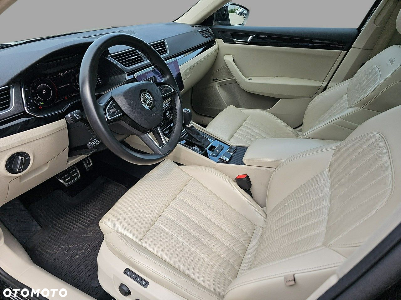 Skoda Superb 2.0 TDI 4x4 L&K DSG - 12