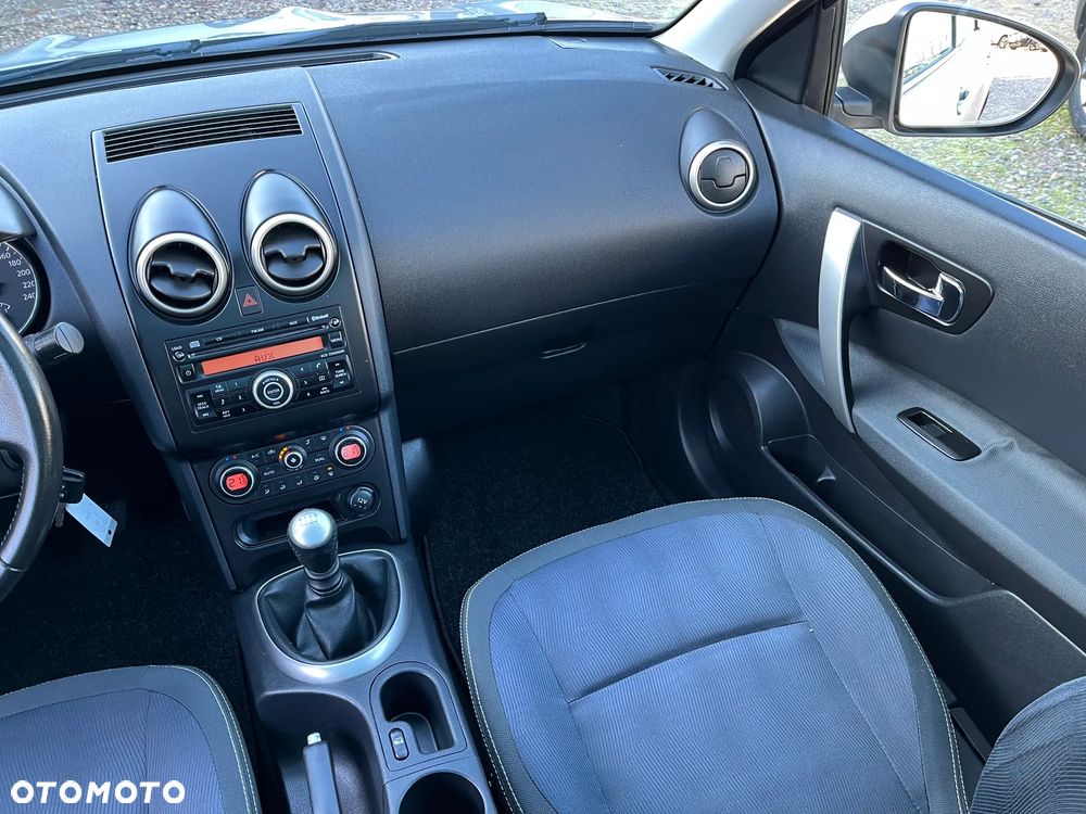 Nissan Qashqai+2 - 23