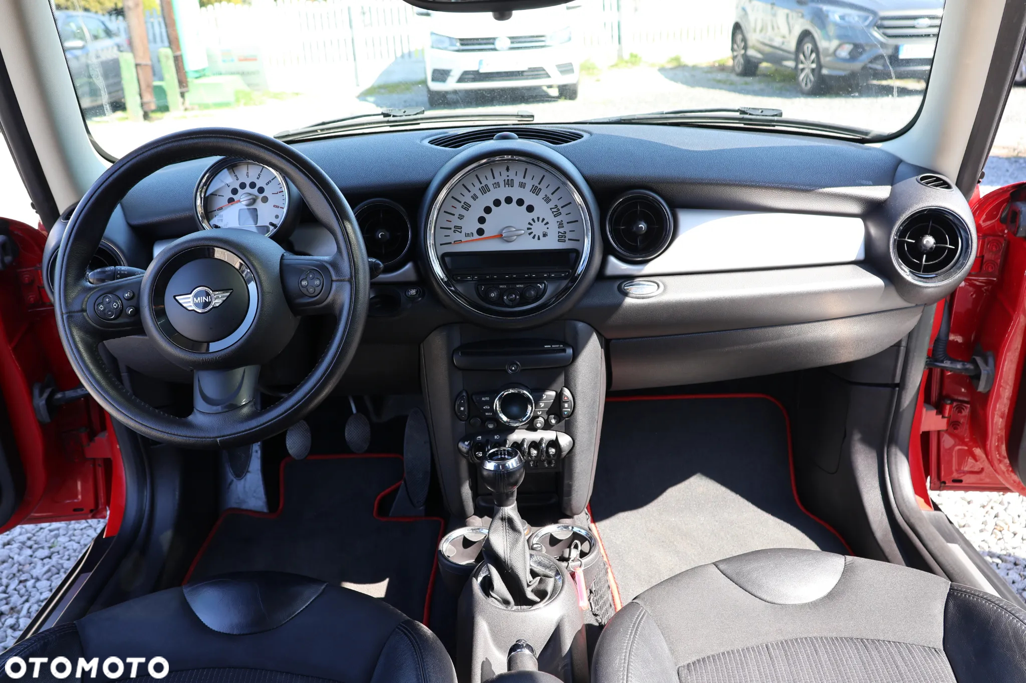 MINI Cooper Standard - 5