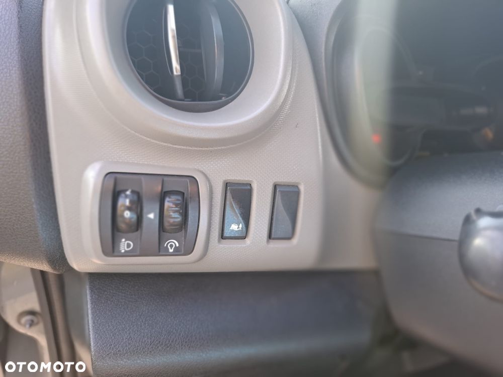 Renault Trafic Grand Passenger 3,0t Business - 21