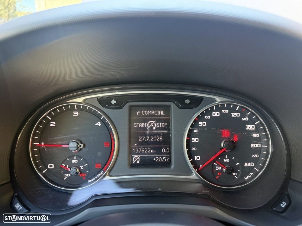 Audi A1 Sportback 1.6 TDI S-line - 33