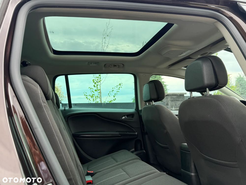 Opel Zafira 1.4 Turbo Active - 33