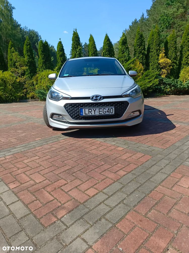 Hyundai i20 1.2 Fresh - 19