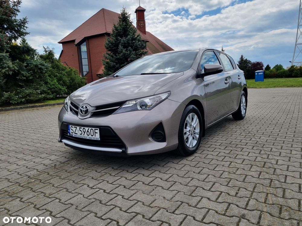 Toyota Auris 1.33 VVT-i Active - 2