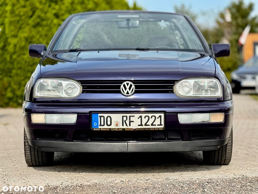 Volkswagen Golf Cabrio 1.8 - 5