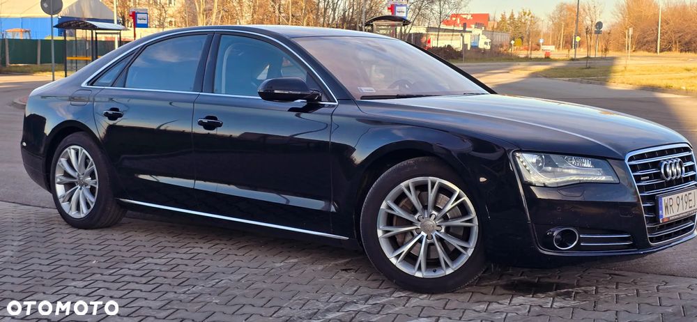 Audi A8 - 6