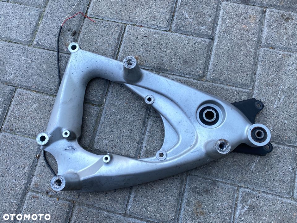 Mocowanie tłumika Quadro 3  350cm  14r - 2