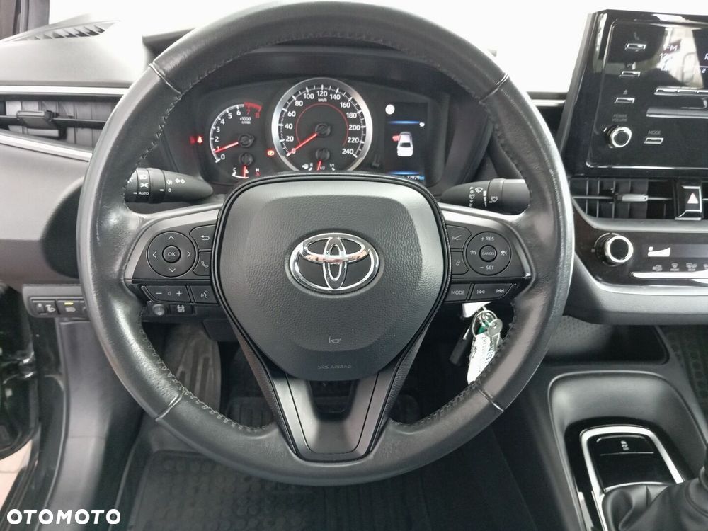 Toyota Corolla - 11