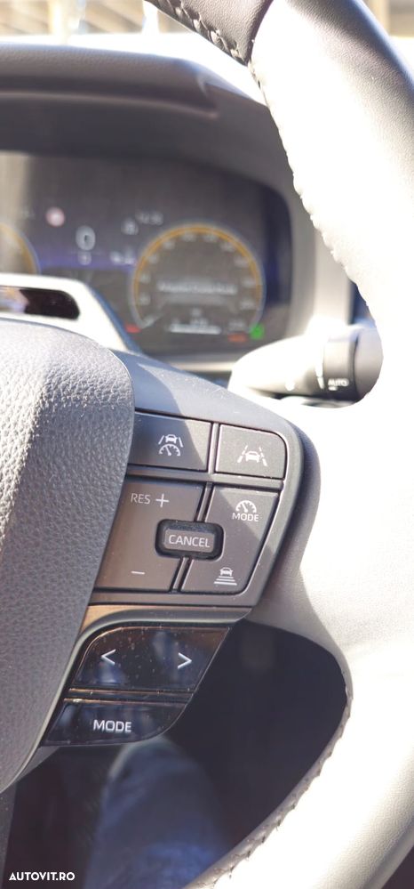 Toyota C-HR 2.0 HEV 197 CP 4x2 CVT Premiere Edition - 17