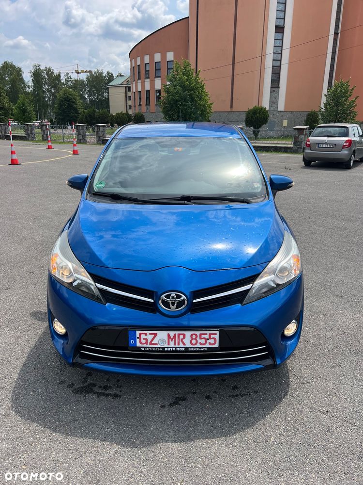Toyota Verso 1.8 5-Sitzer Executive - 2