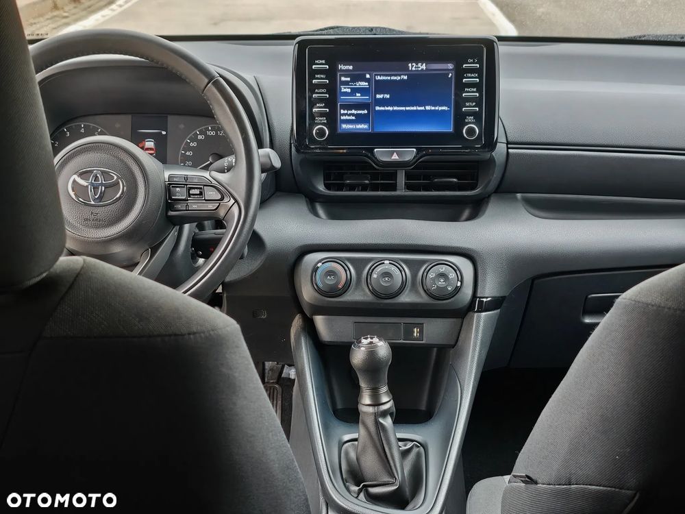 Toyota Yaris - 11