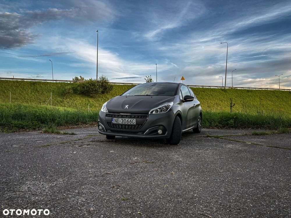 Peugeot 208 1.2 PureTech Allure S&S - 9