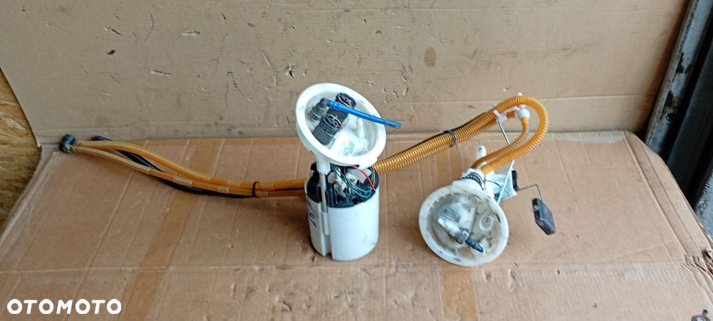 Pływak pompka paliwa czujnik poziomu paliwa BMW I E81 E87 2.0i 7162394 7197073 - 1