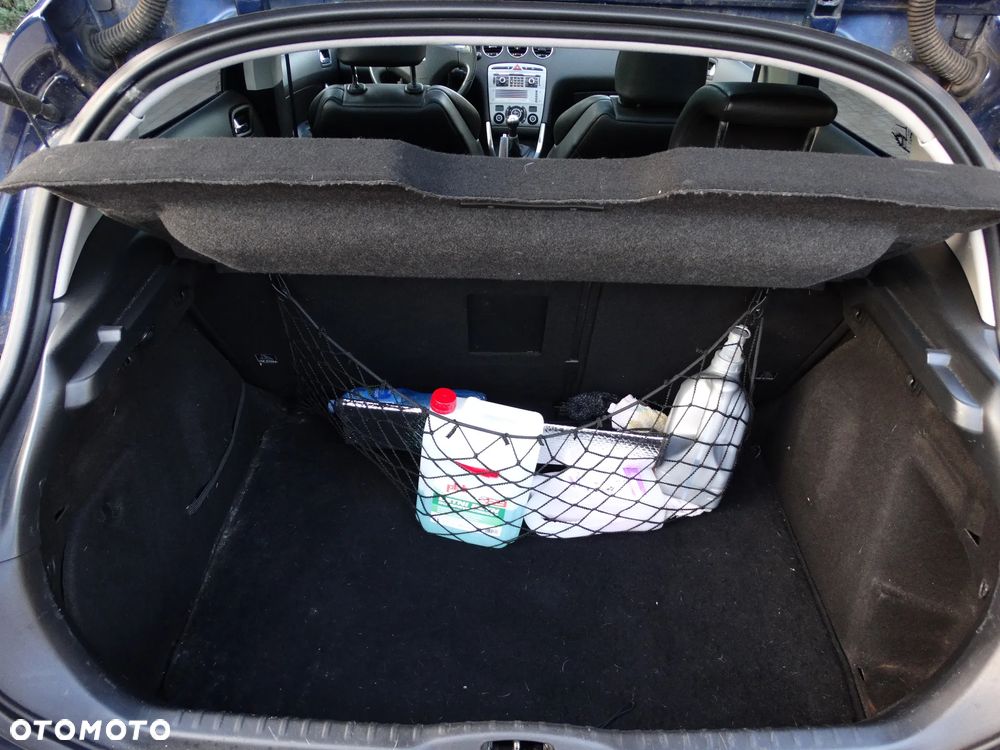 Peugeot 308 1.6 Premium Plus - 17
