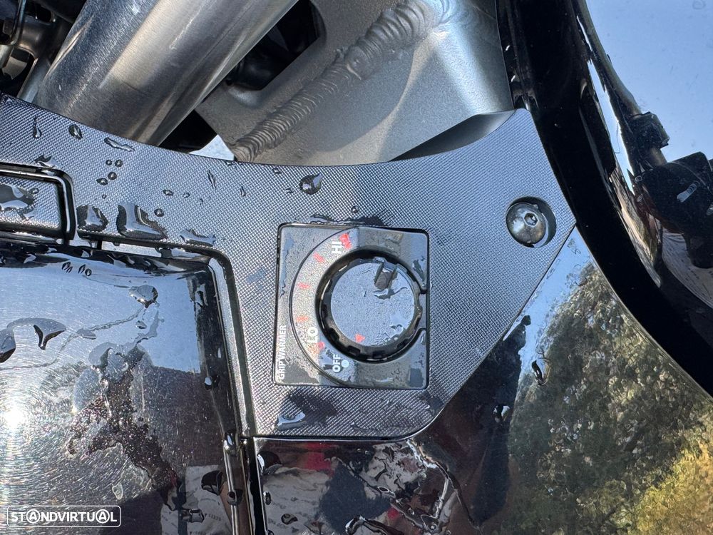 Yamaha FJR - 9