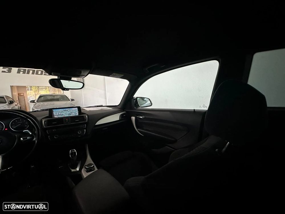BMW 125 d Pack M - 31