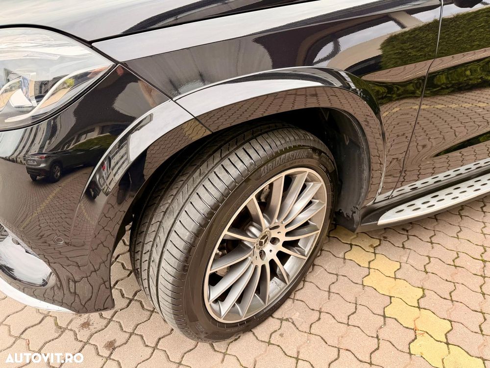 Mercedes-Benz GLS - 11