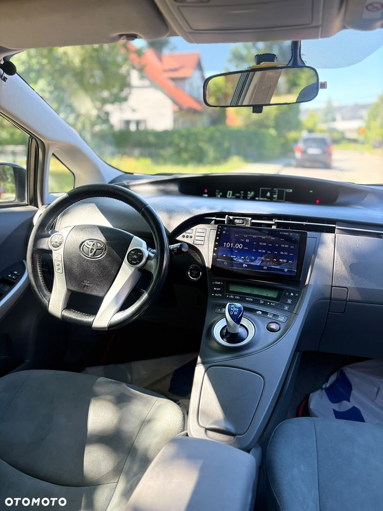 Toyota Prius - 14