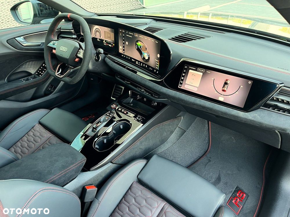 Audi RS5 Avant - 30