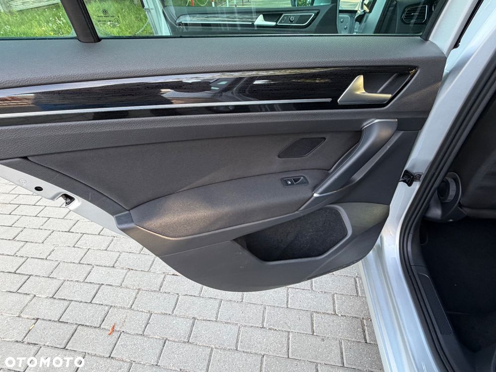 Volkswagen Golf Sportsvan 1.5 TSI ACT Highline - 24