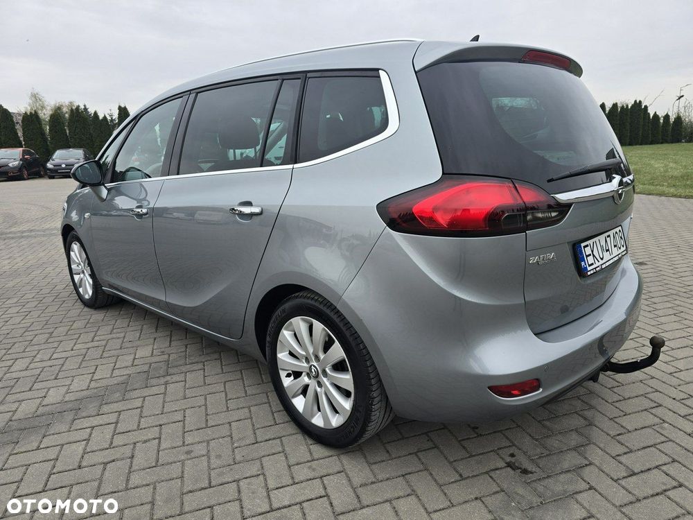 Opel Zafira - 10