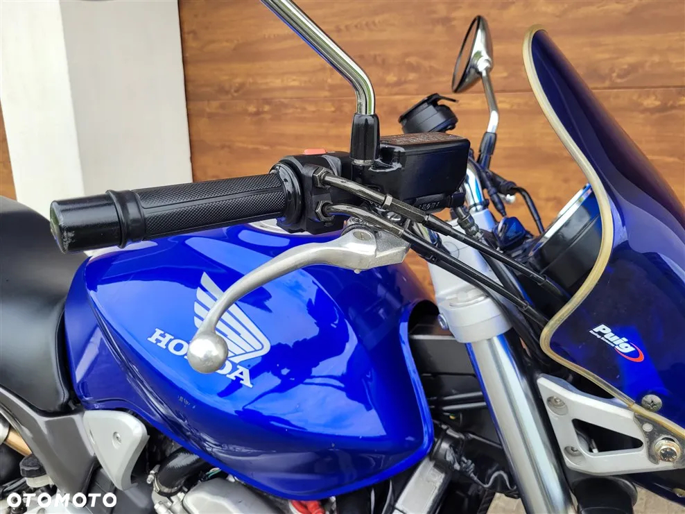Honda Hornet - 2