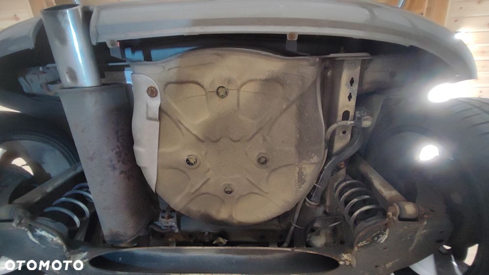 Opel Corsa 1.4 16V Color Edition - 14