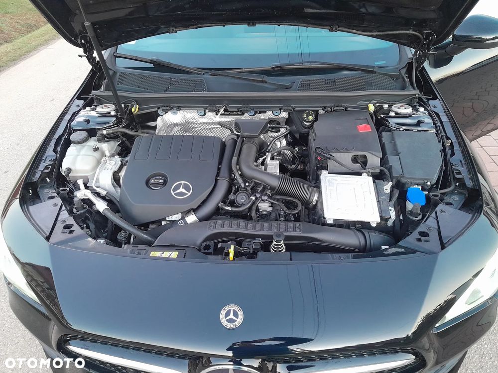 Mercedes-Benz CLA 200 7G-DCT AMG Line - 17