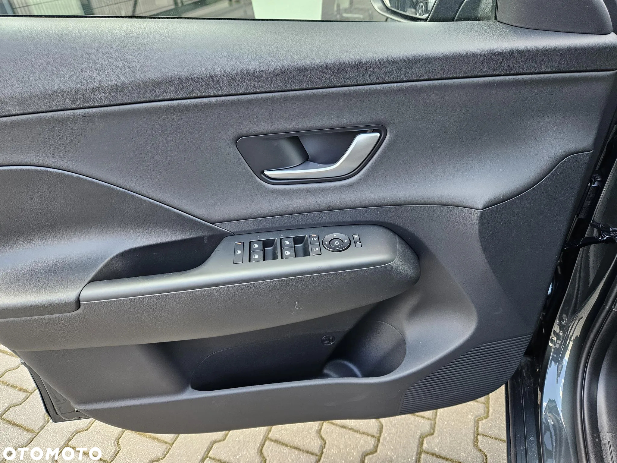 Hyundai Kona Electric 65kWh Executive - 17