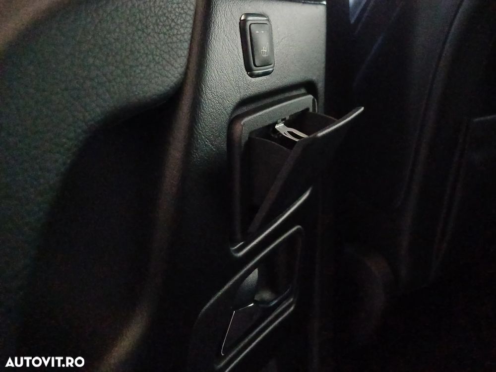 Mercedes-Benz G AMG 63 AMG SPEEDSHIFT 7G-TRONIC Exclusive Edition - 27