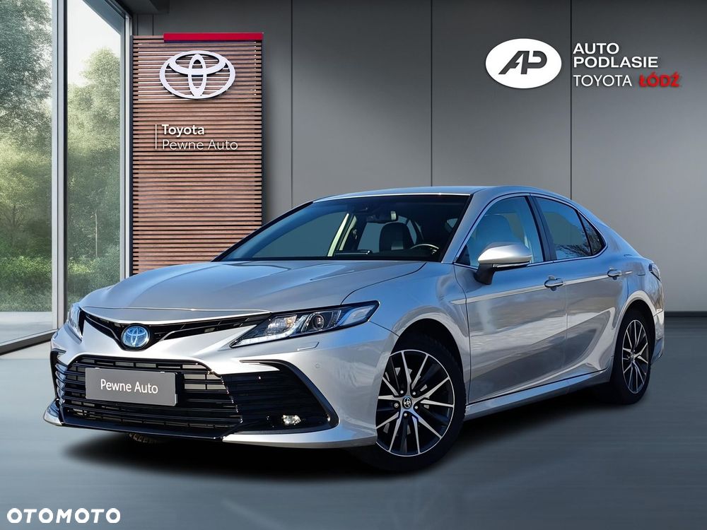 Toyota Camry 2.5 Hybrid Prestige CVT - 2