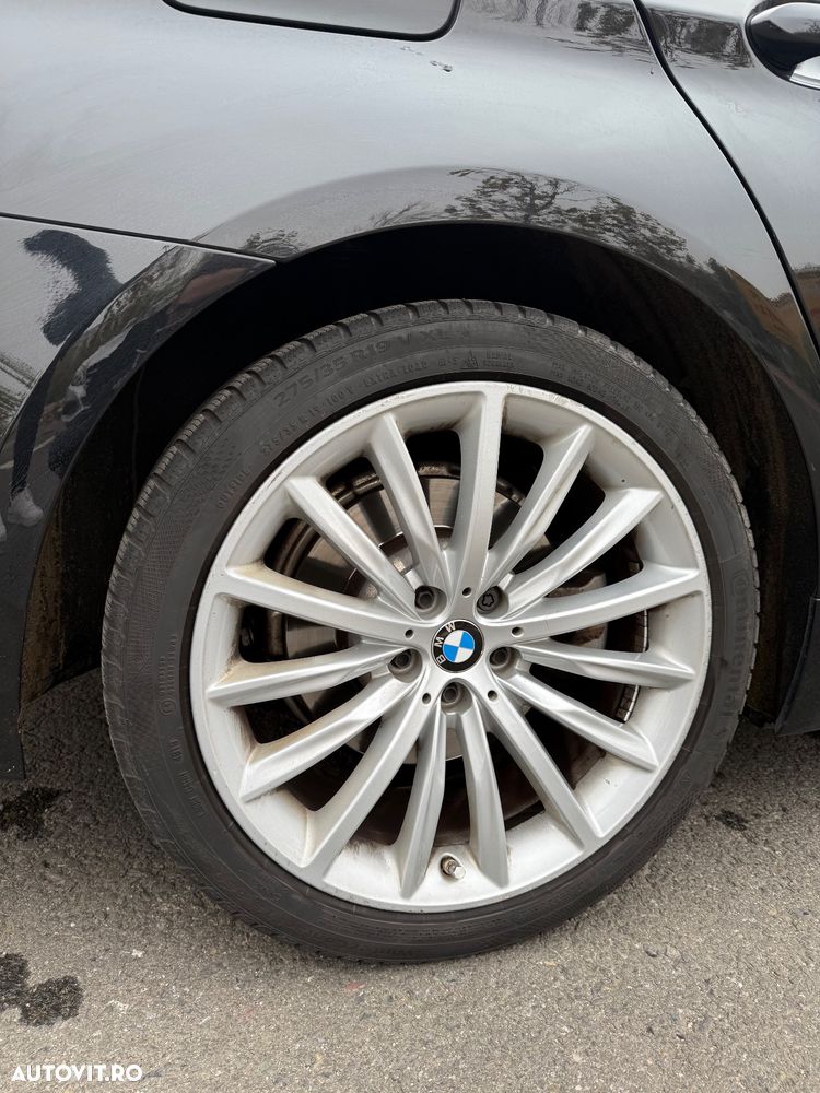 BMW Seria 5 520i AT - 31