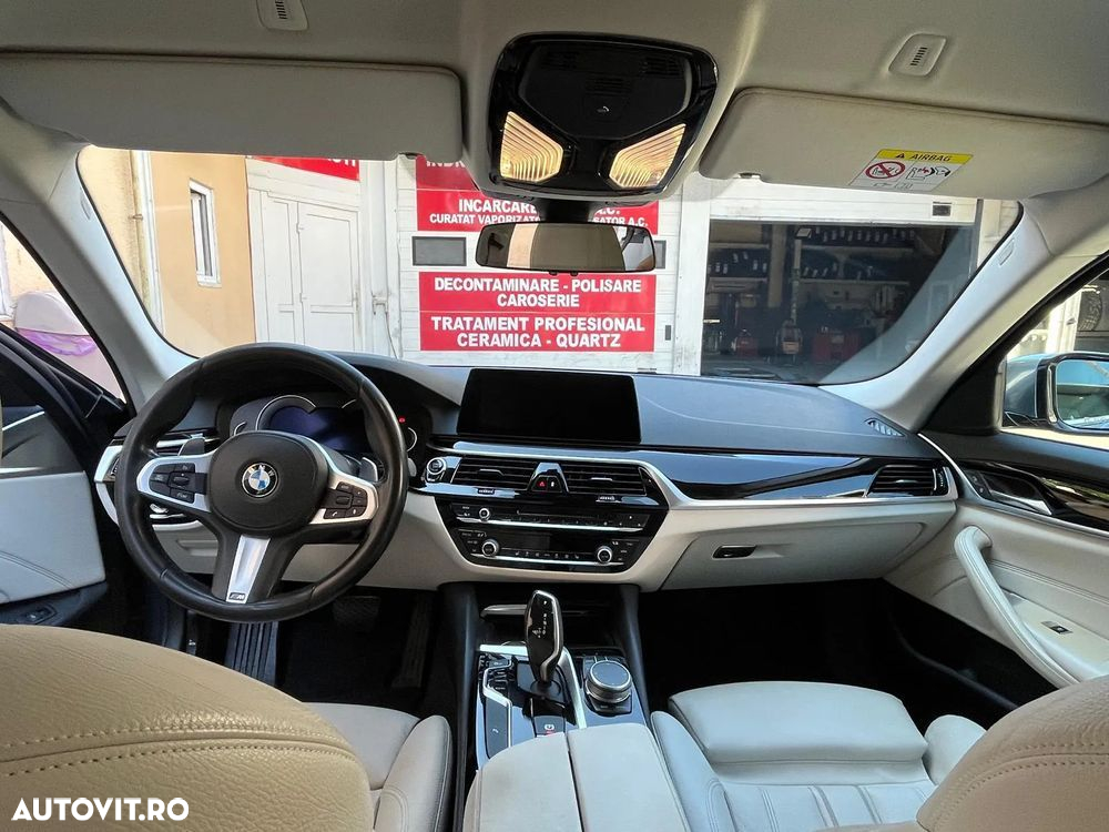 BMW Seria 5 530d xDrive AT - 3