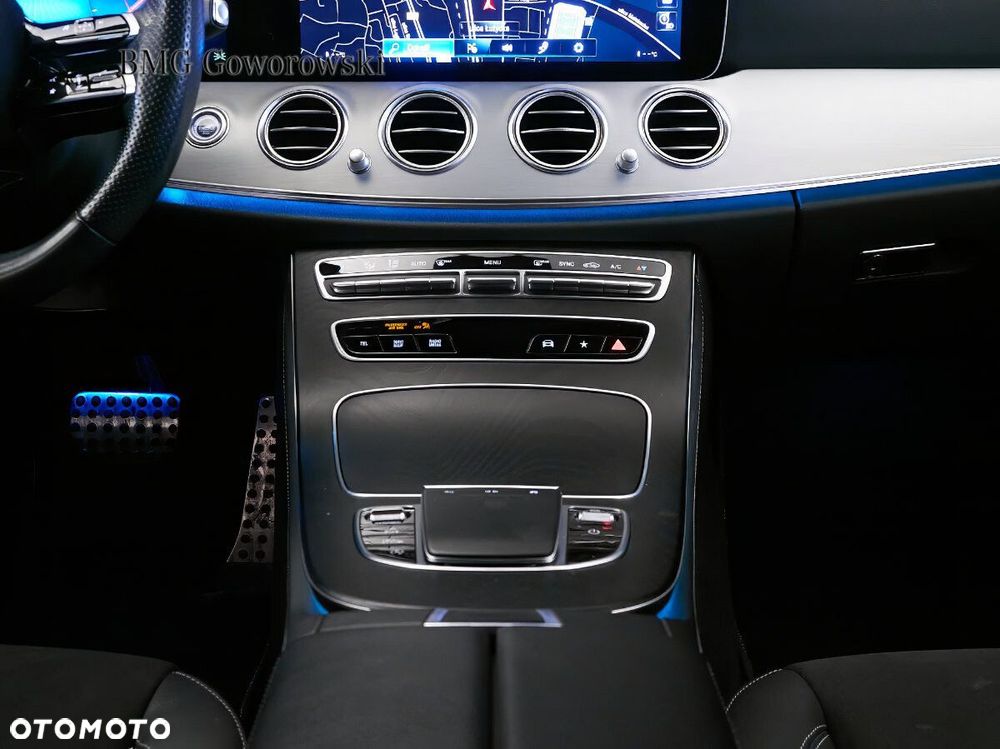 Mercedes-Benz Klasa E 220 d 4-Matic Business Edition - 13