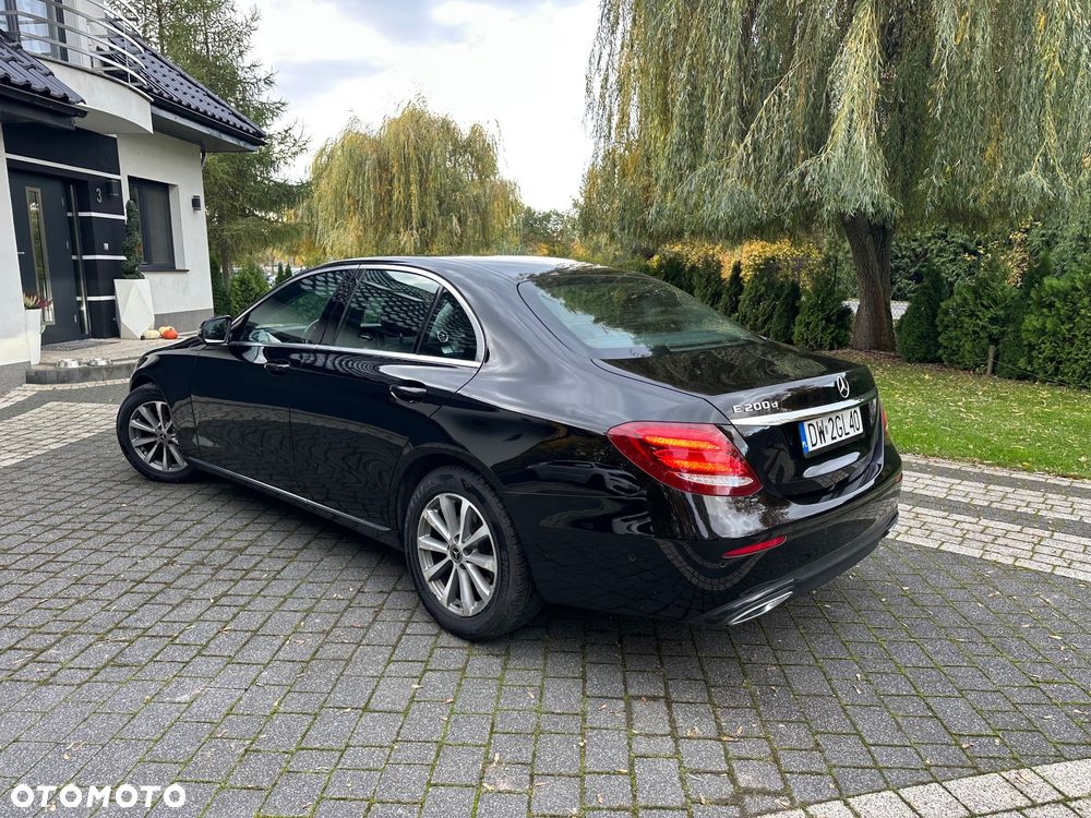 Mercedes-Benz Klasa E 200 d 9G-TRONIC - 15