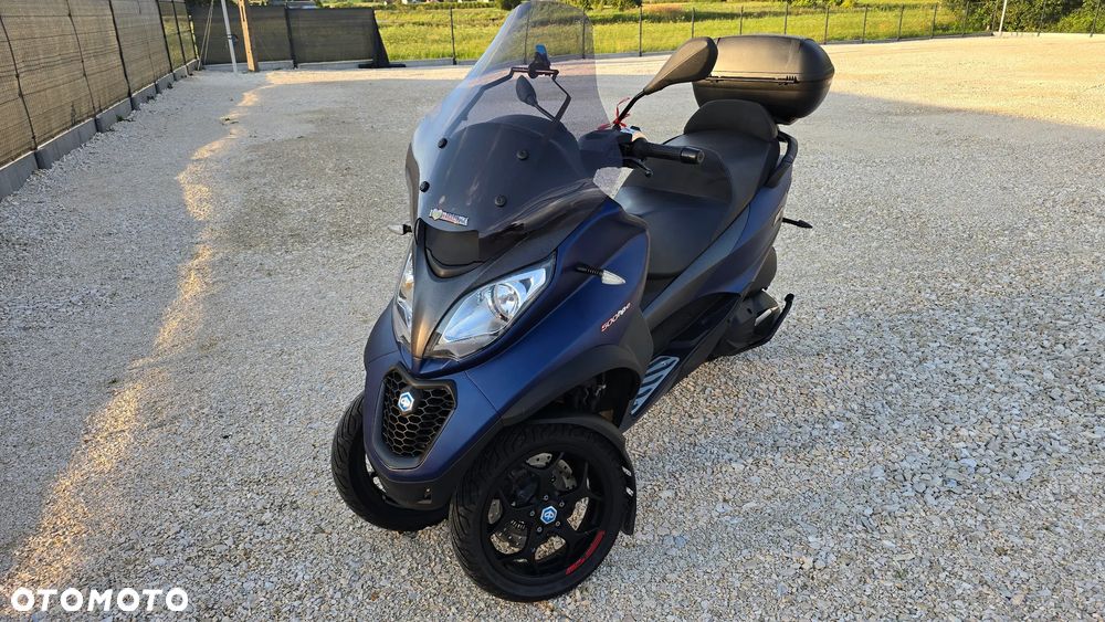 Piaggio MP-3 - 7