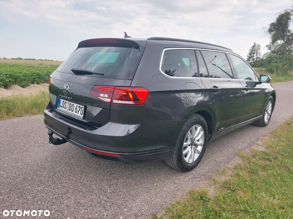 Volkswagen Passat 2.0 TDI SCR DSG Elegance - 4