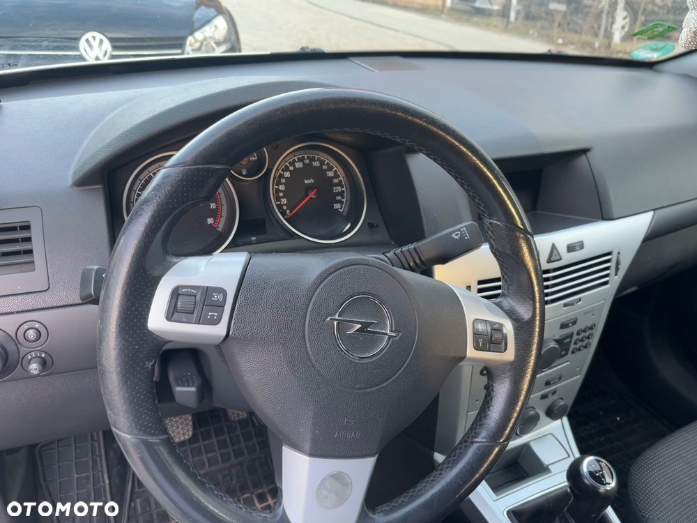 Opel Astra - 10