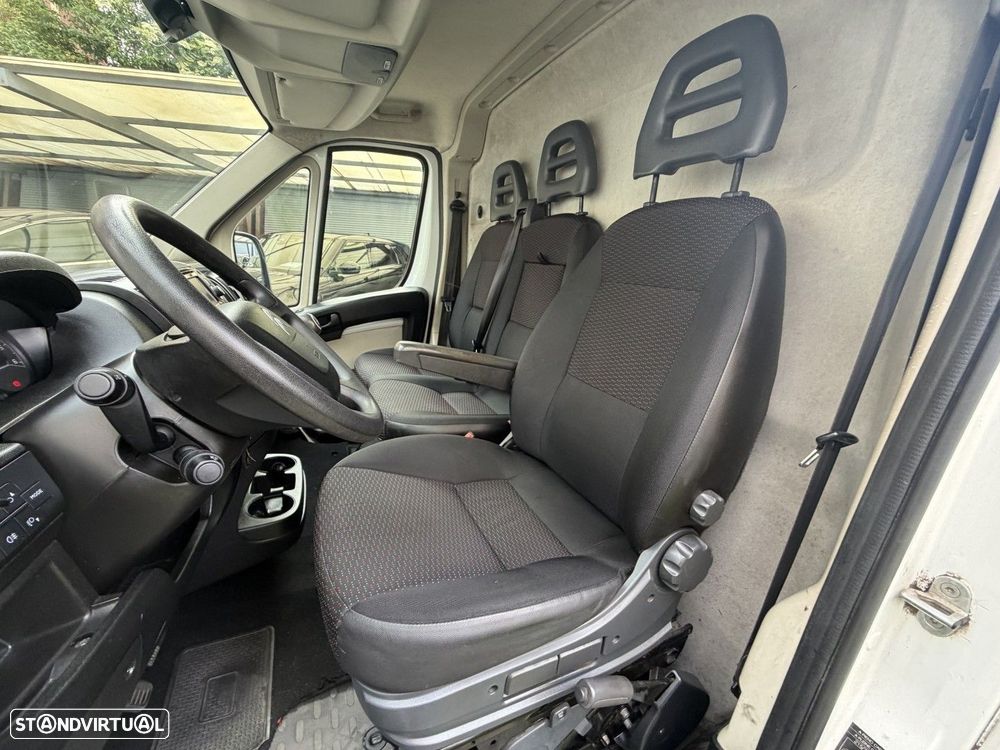 Citroën Jumper 2.0 BlueHDi 33 L3H2 Confort - 40