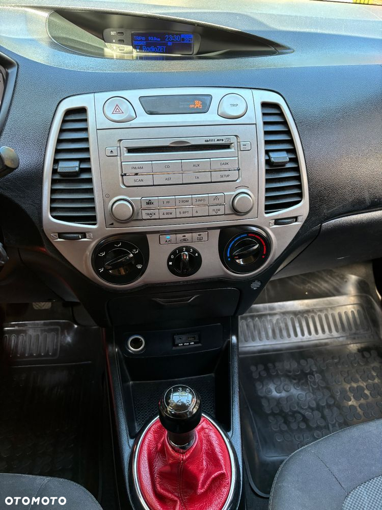 Hyundai i20 - 23
