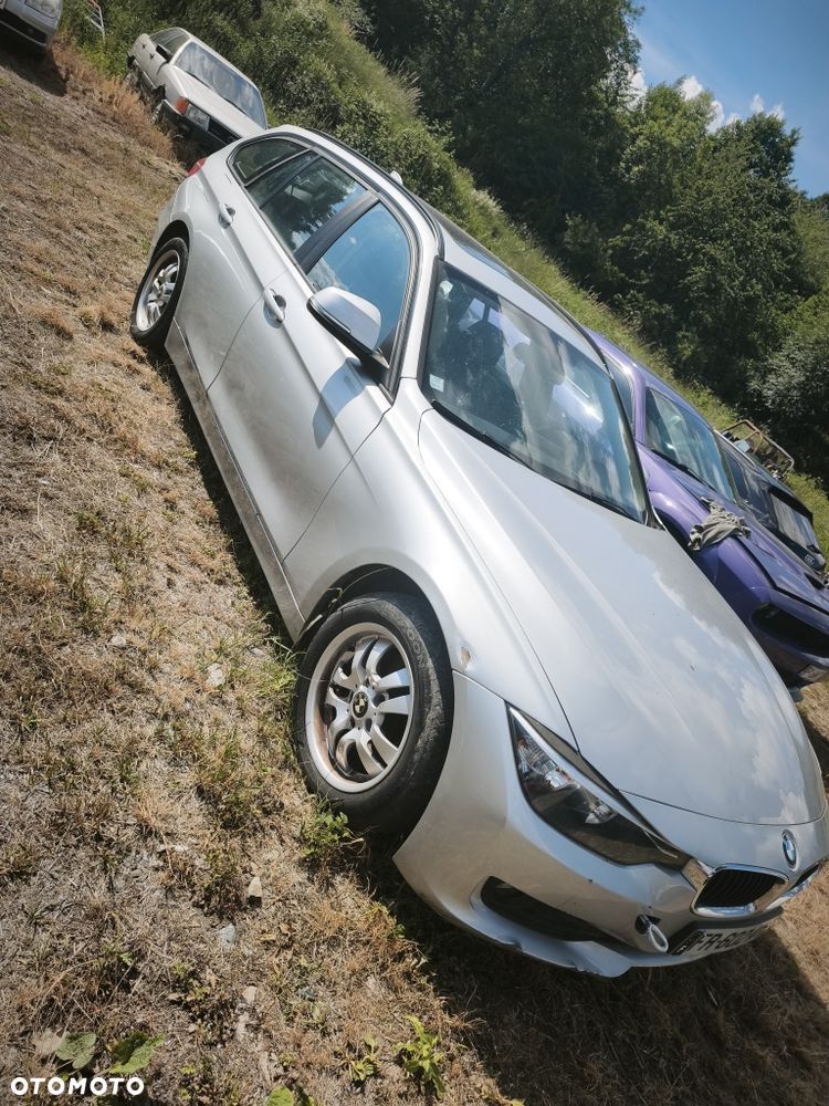BMW Seria 3 2013 photo 2