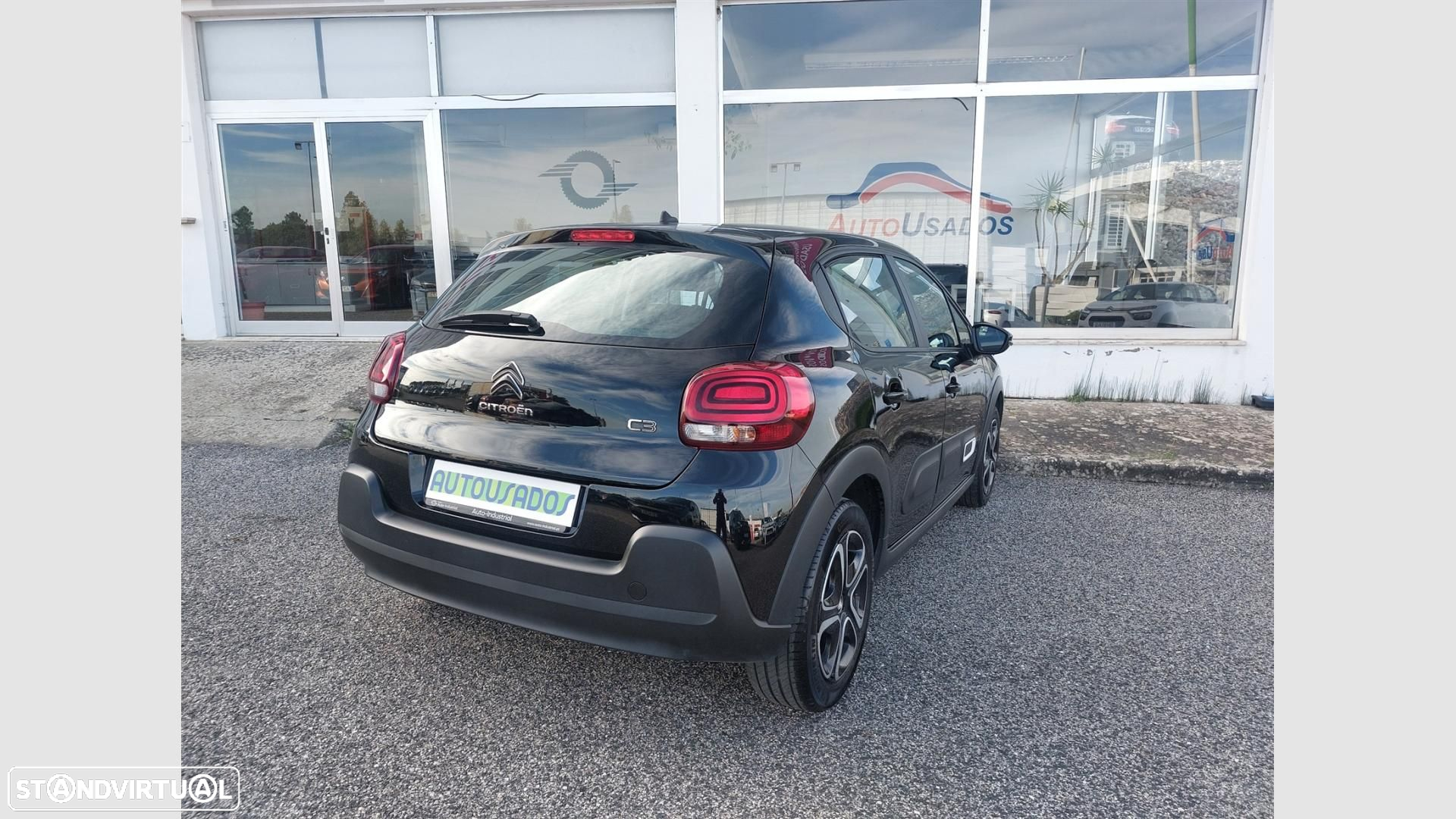Citroën C3 1.2 PureTech Plus - 12