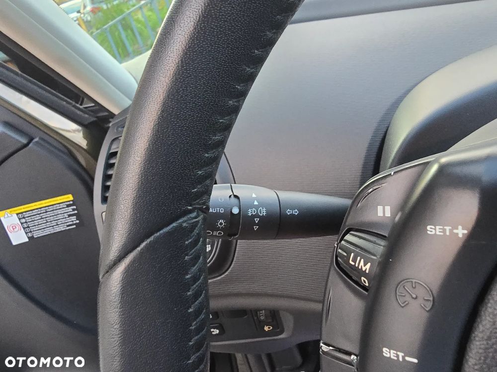 Citroën C4 Grand Picasso - 32