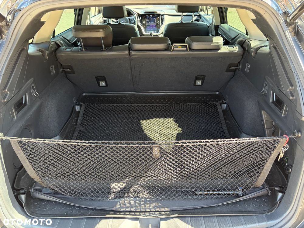 Subaru Outback 2.5i Platinum (EyeSight) Lineartronic - 12