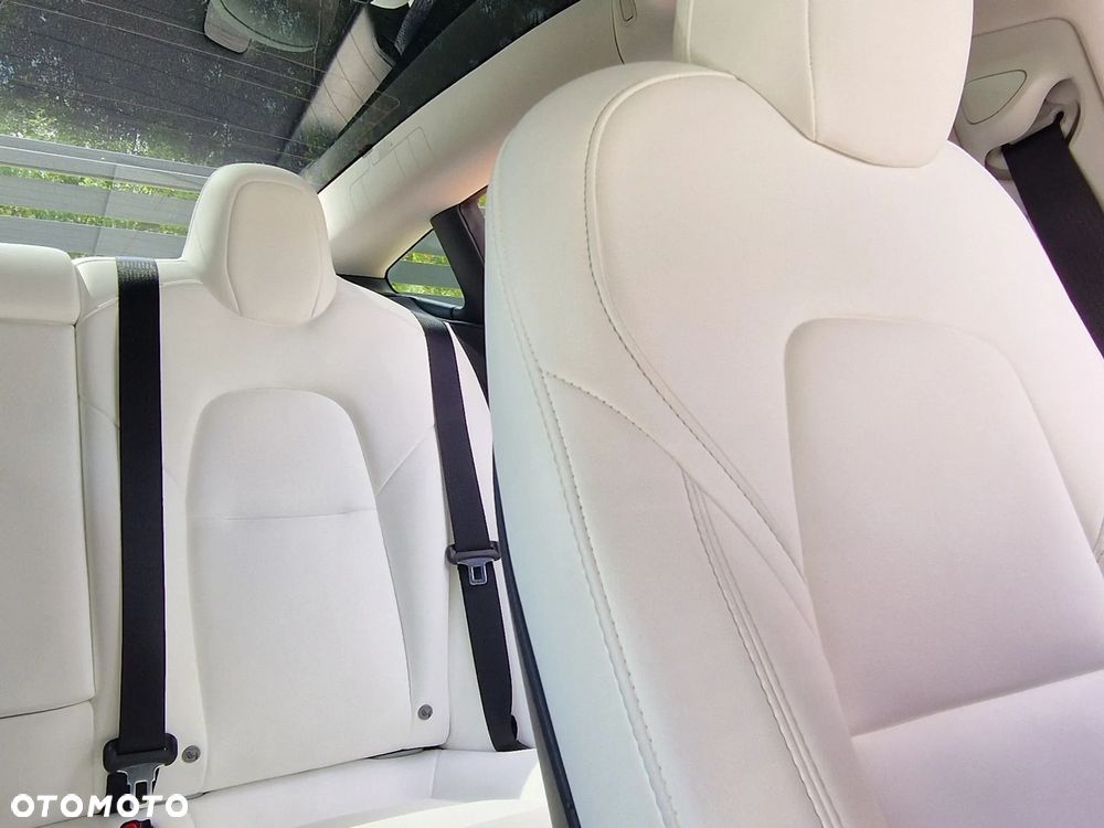 Tesla Model 3 Performance AWD - 20