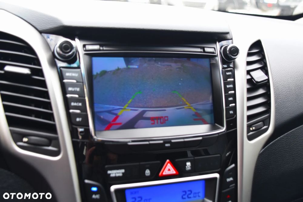 Hyundai i30 blue 1.6 CRDi Trend - 22