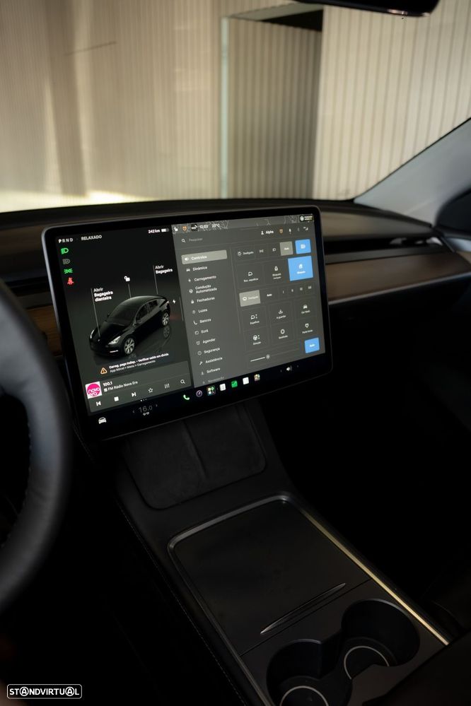 Tesla Model Y Tração Traseira - 33