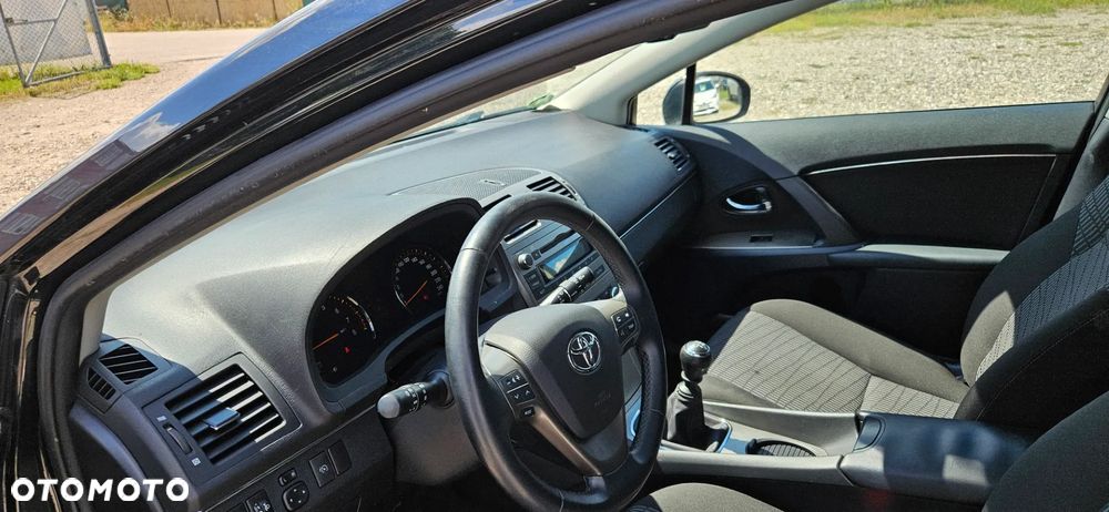 Toyota Avensis 1.8 Edition - 15