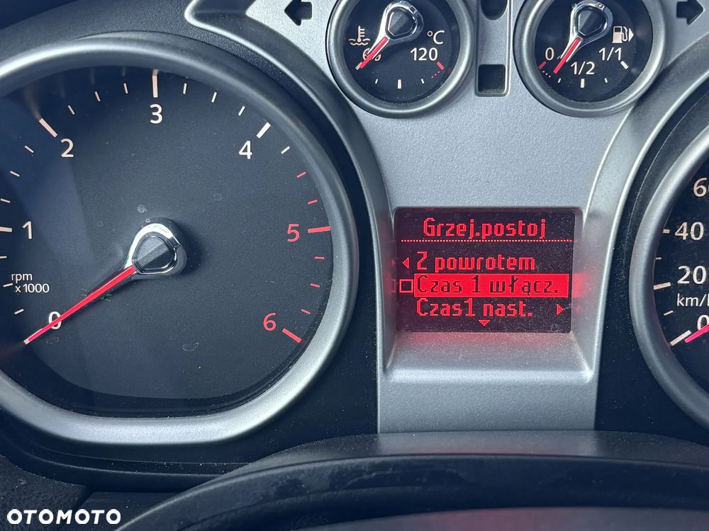 Ford Kuga 2.0 TDCi 4x4 Titanium - 16