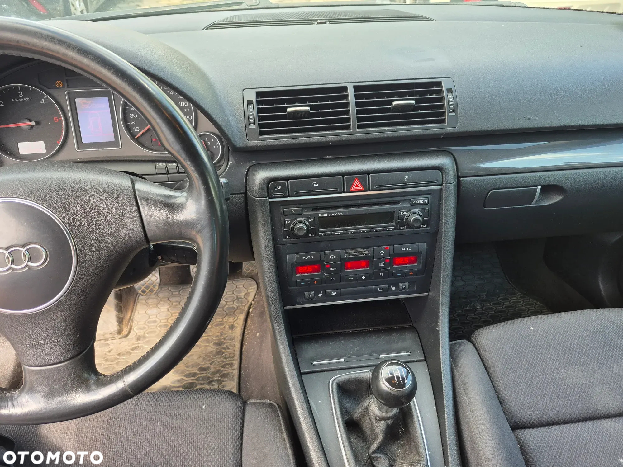 Audi A4 Avant 2.5 TDI - 13